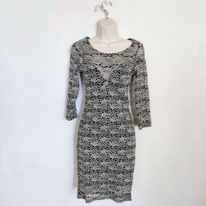 WINDSOR lined floral lace dress